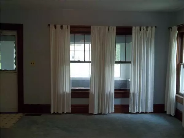 London, OH 43140,81 Chandler Avenue