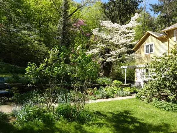 Granville, OH 43023,403 E Broadway