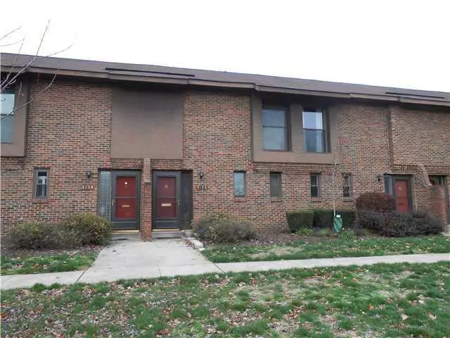 3106 Arlingtowne Lane #13, Columbus, OH 43221