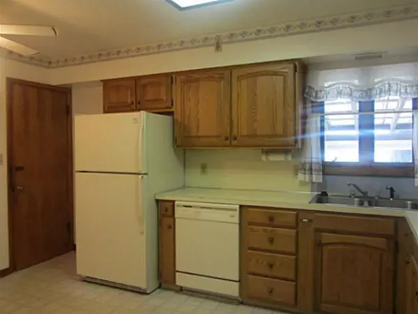 Pickerington, OH 43147,293 Lockville Road