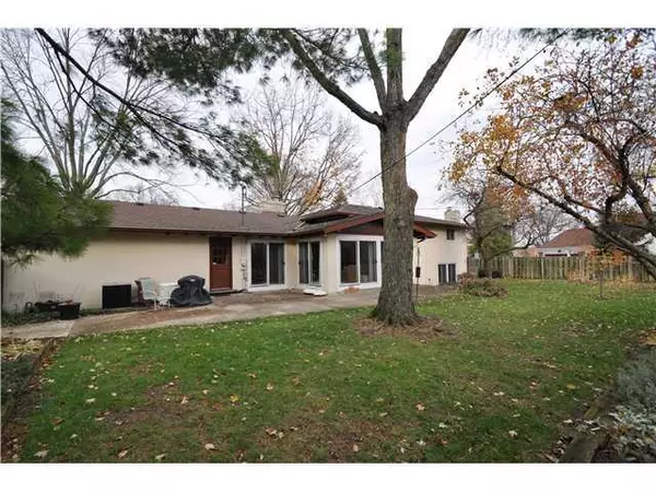 Upper Arlington, OH 43221,1605 Sundridge Drive