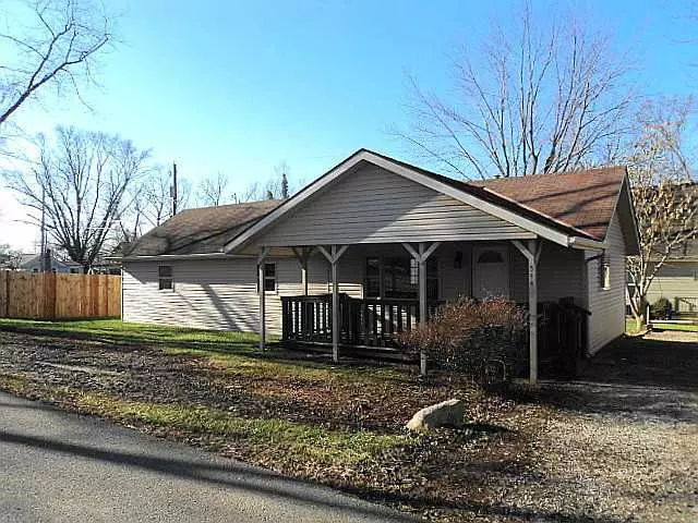 544 Newark Avenue, Thornville, OH 43076