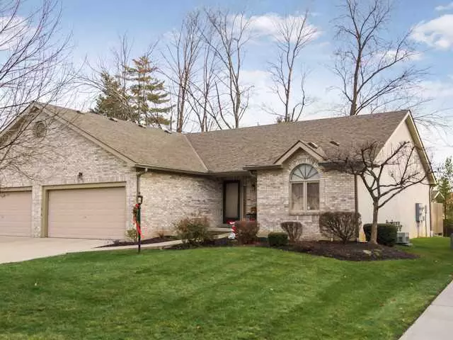 393 Castle Pines Drive, Gahanna, OH 43230