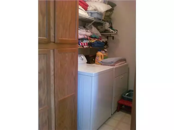 Pataskala, OH 43062,494 Lockmead Drive