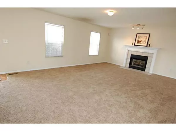 Pataskala, OH 43062,208 Kemperwood Drive