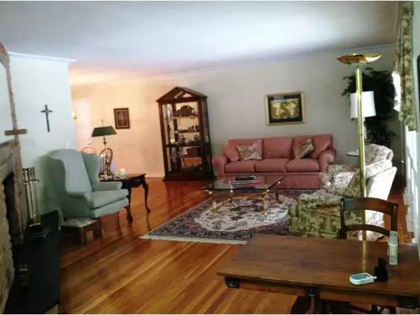 Newark, OH 43055,1559 Pleasant Valley Drive