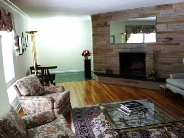 Newark, OH 43055,1559 Pleasant Valley Drive