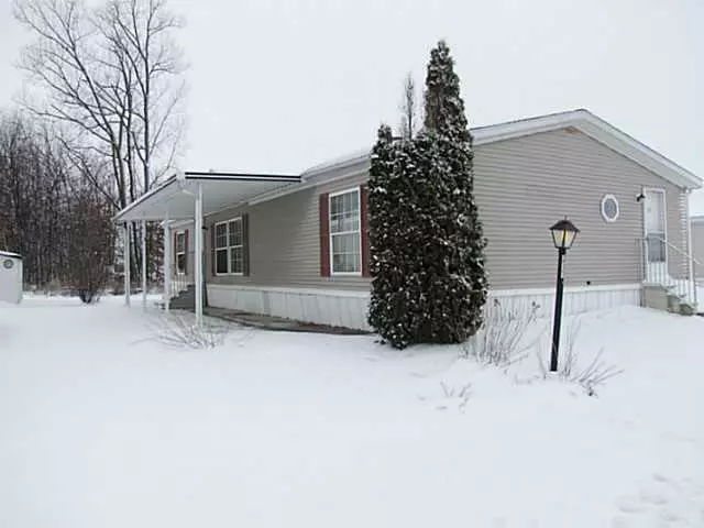 213 Rona Boulevard, Pataskala, OH 43062