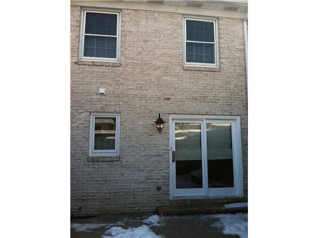 Columbus, OH 43204,2328 Hardesty Court #8