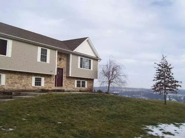 6585 Old Stagecoach Road, Frazeysburg, OH 43822