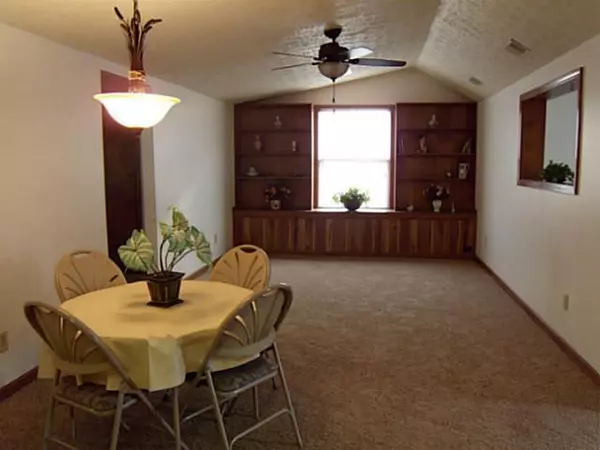 Groveport, OH 43125,364 Green Avenue