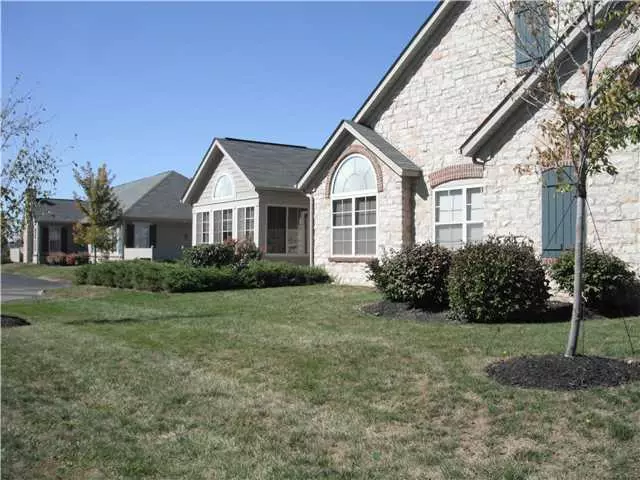 6742 Lakeview Circle, Canal Winchester, OH 43110