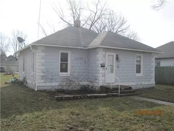 227 W Oak Street, Washington Court House, OH 43160