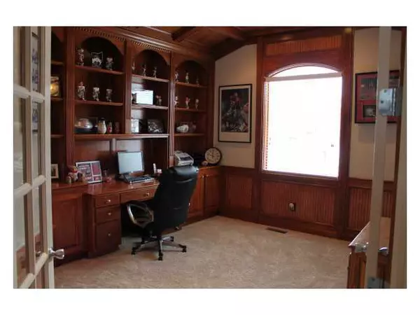 Pickerington, OH 43147,13865 Paragon Drive