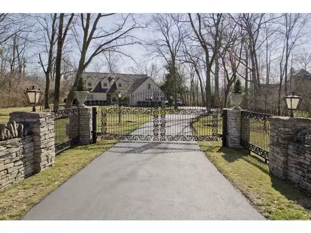 Upper Arlington, OH 43220,3481 Henderson Road