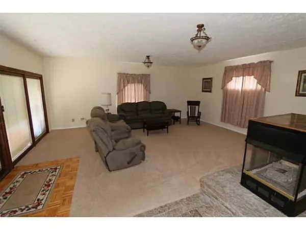 Reynoldsburg, OH 43068,1142 Rosehill Road