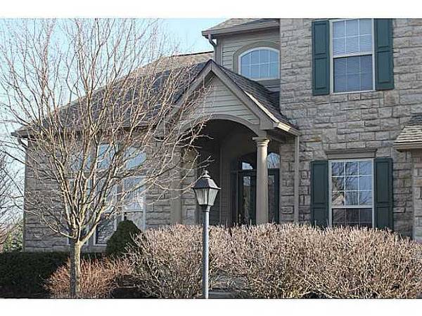 9207 Triple Crown Court, Pickerington, OH 43147