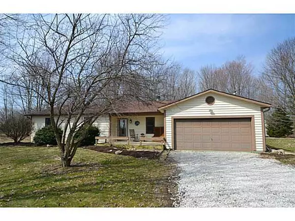 5686 York Road, Pataskala, OH 43062