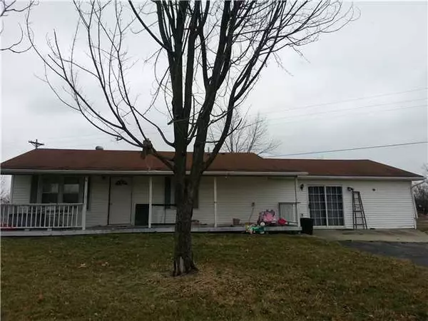 734 State Route 220, Waverly, OH 45690