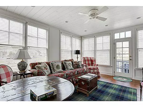 Thornville, OH 43076,15130 Shoreline Drive