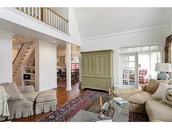 Thornville, OH 43076,15130 Shoreline Drive