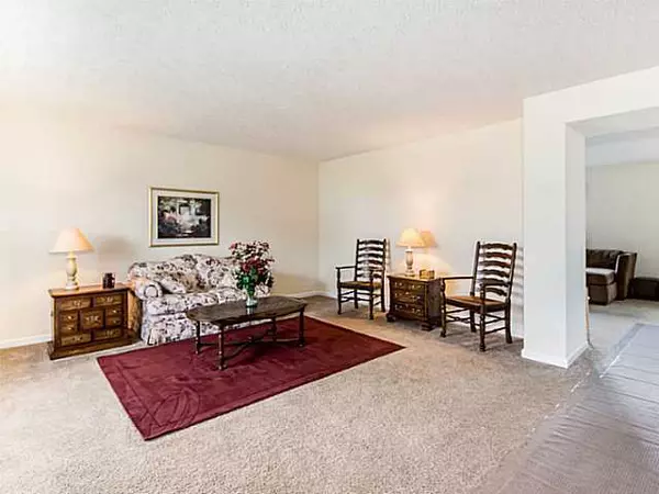 Pataskala, OH 43062,347 Enos Loomis Street