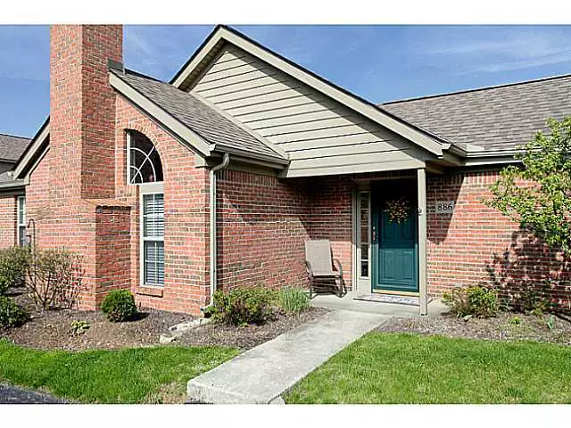 886 White Willow Lane, Columbus, OH 43235