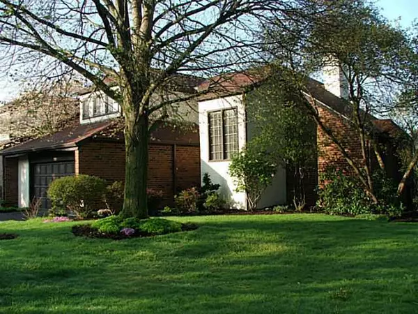 231 St Antoine Street, Worthington, OH 43085