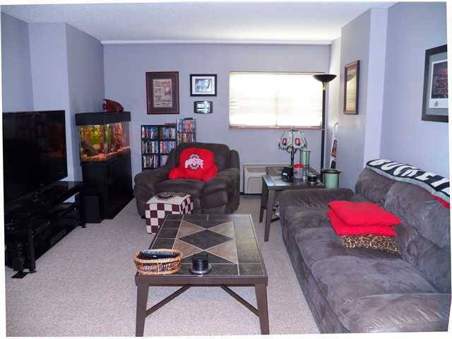 Columbus, OH 43201,364 W Lane Avenue #P12