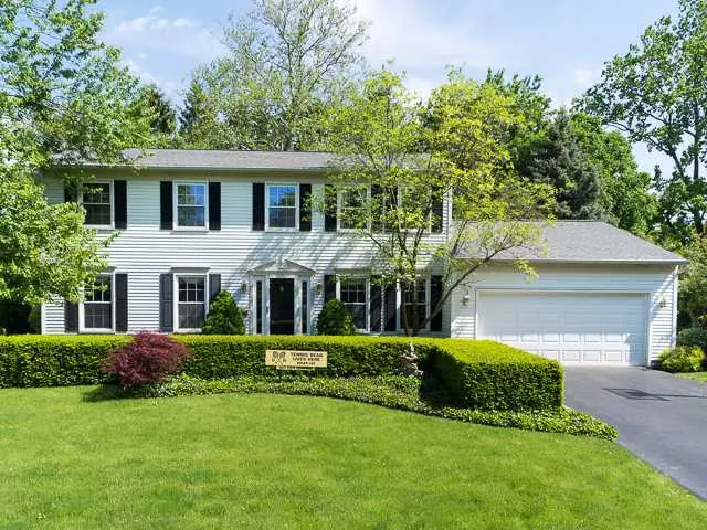 1294 Darcann Drive, Upper Arlington, OH 43220