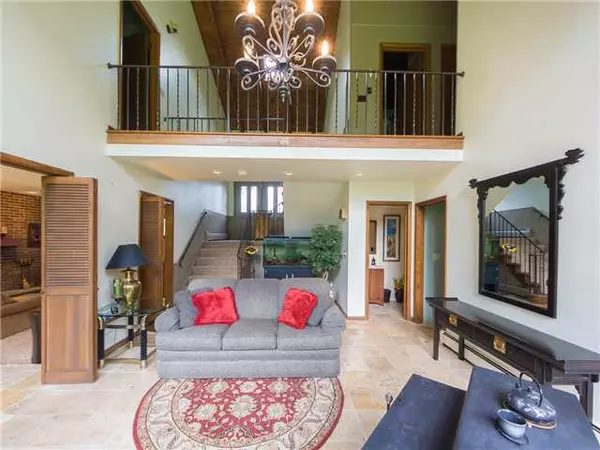 6885 Harrisburg London Road, Orient, OH 43146