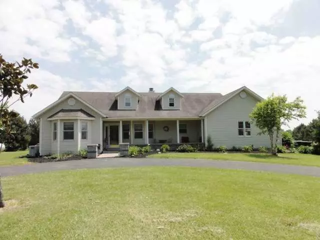 8063 Hagerty Road, Ashville, OH 43103