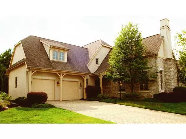 10156 Abbottshire Village Place, Powell, OH 43065