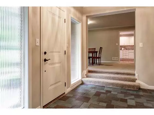 Worthington, OH 43085,325 Medick Way
