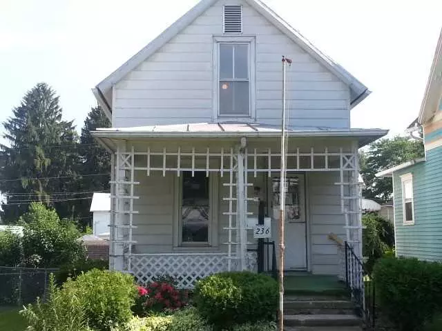 236 North Street, Utica, OH 43080