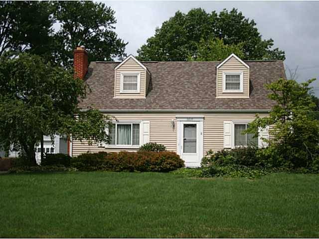 3235 Kenyon Road, Upper Arlington, OH 43221
