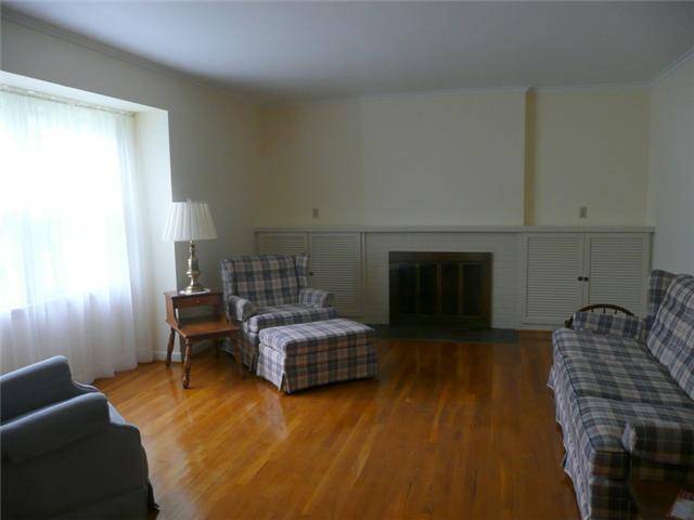 Columbus, OH 43221,1079 Sunny Hill Drive