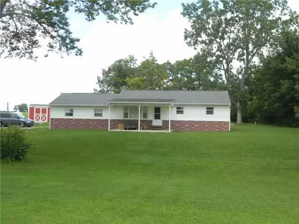 24241 Locust Grove Road, Williamsport, OH 43164