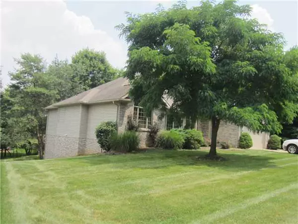 Mount Vernon, OH 43050,24 Woodlake Trail