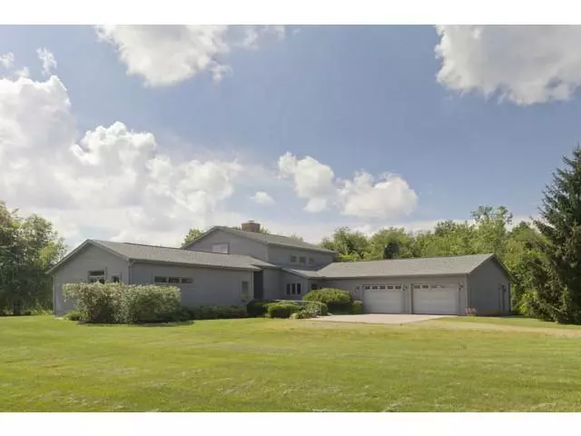 1249 N B & K Road, Sunbury, OH 43074