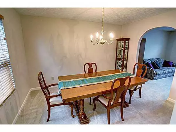 Reynoldsburg, OH 43068,7944 Oak Valley Road