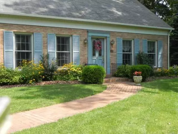 Granville, OH 43023,10 Cedar Lane