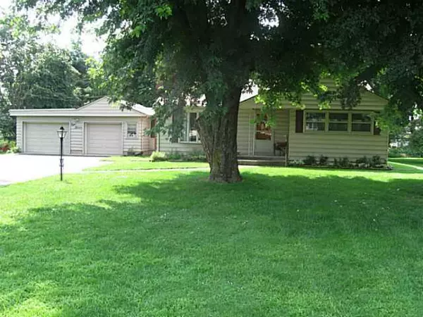 813 Colonial Drive, Heath, OH 43056