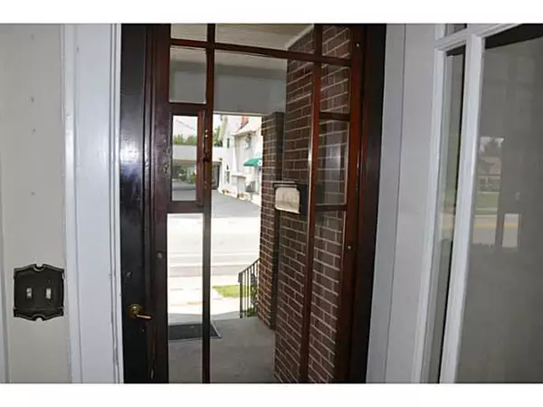 Plain City, OH 43064,179 E Main Street