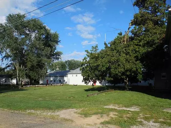 Hebron, OH 43025,118 Maple Street