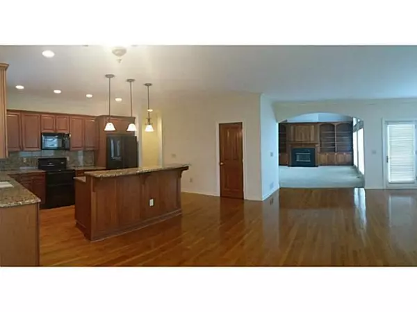 Dublin, OH 43016,8163 Campden Lakes Boulevard