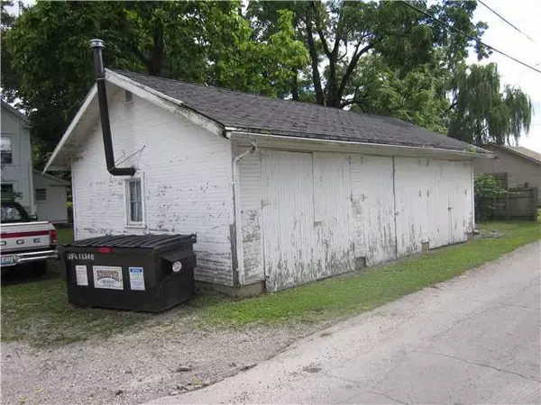 Washington Court House, OH 43160,414 E East Street