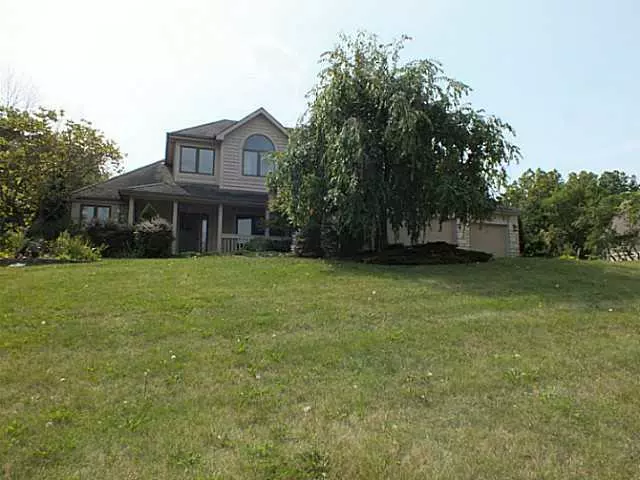 3848 Waverly Place Drive, Lewis Center, OH 43035