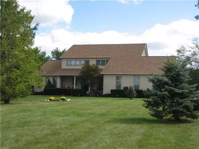 1068 E Slate Ridge Drive, Canal Winchester, OH 43110