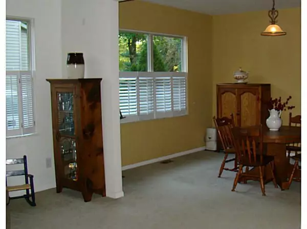 Reynoldsburg, OH 43068,677 Rosehill Road